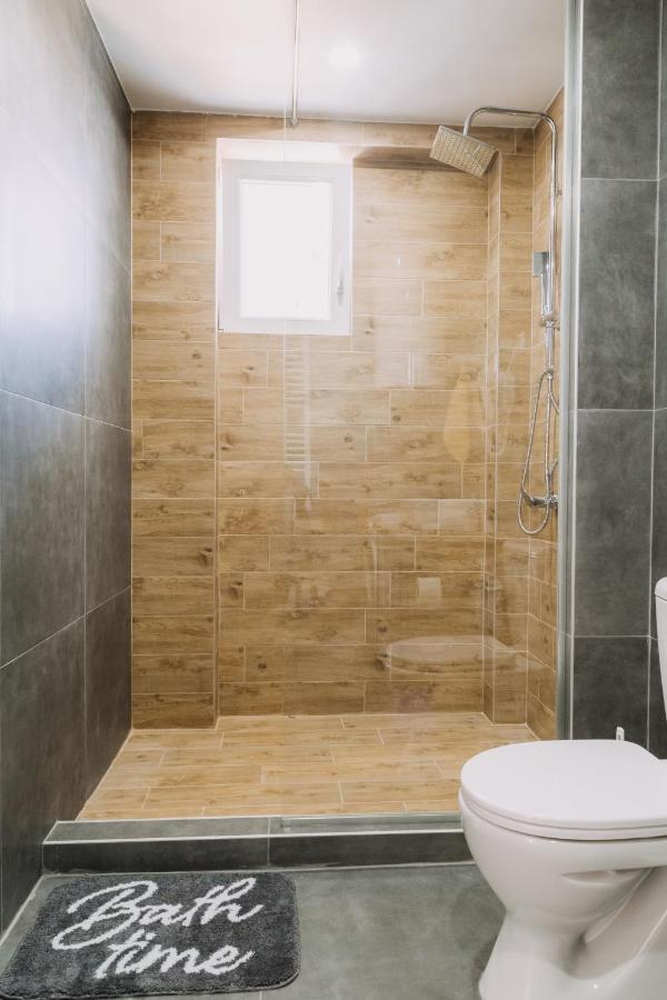 Constantin Inn Ni 外观 照片